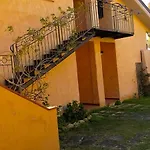 Il Casale アパートホテル パリヌロ